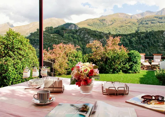 Casa La Hiedra Duplex Independiente Jardin Privado Panticosa