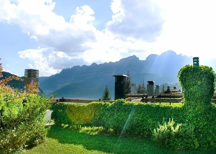 Casa La Hiedra Duplex Independiente Jardin Privado Panticosa